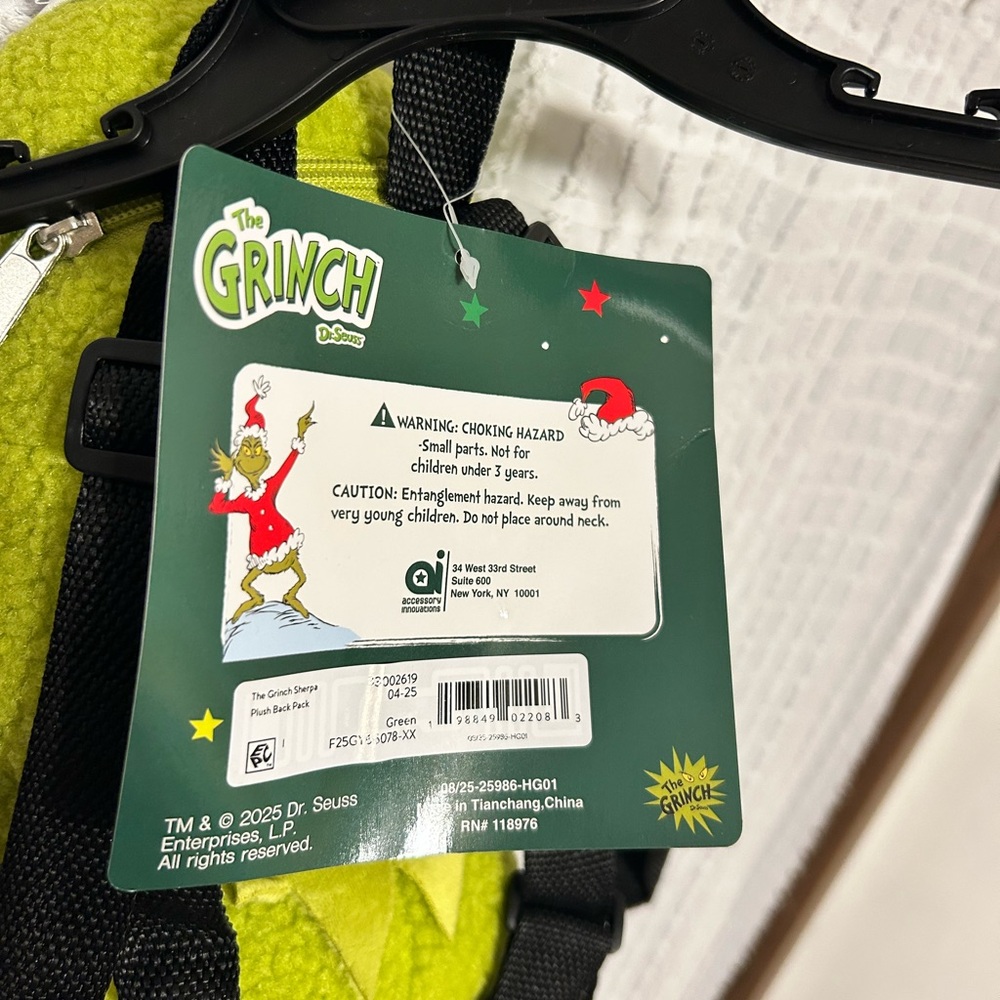 Grinch Plush Backpack NWT - Picture 8 of 8
